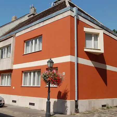 Апартаменты Buda Castle