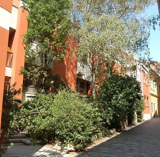 Buda Castle Apartamento *